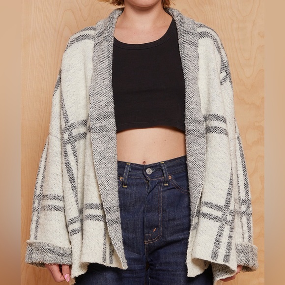 Free People Tops - Free People Oversized Cardigan M/L